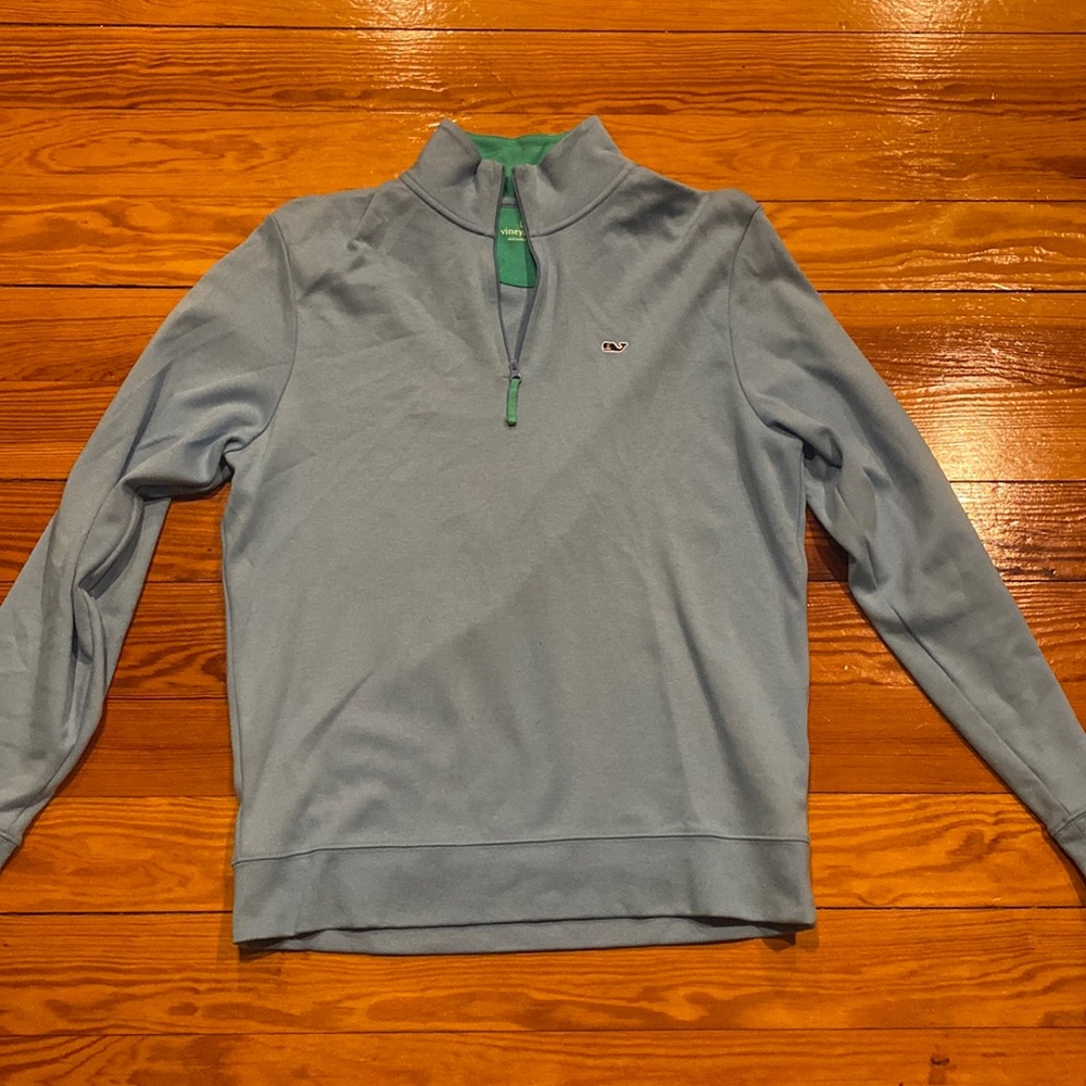 Vineyard Vines quarter zip- size S